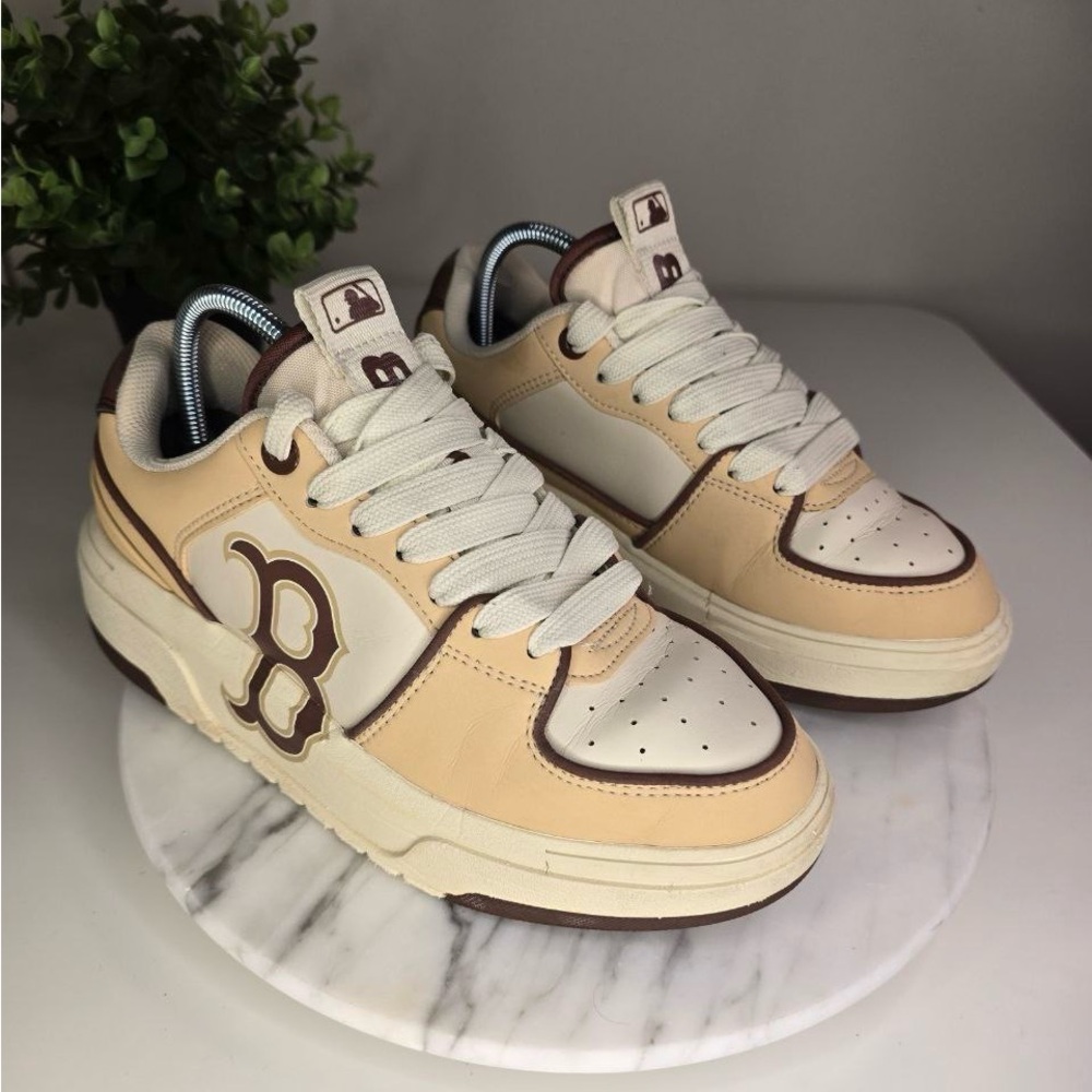 MLB Korea Big Ball Chunky “Boston B” | Size 7 US / 38 EU (Women’s)